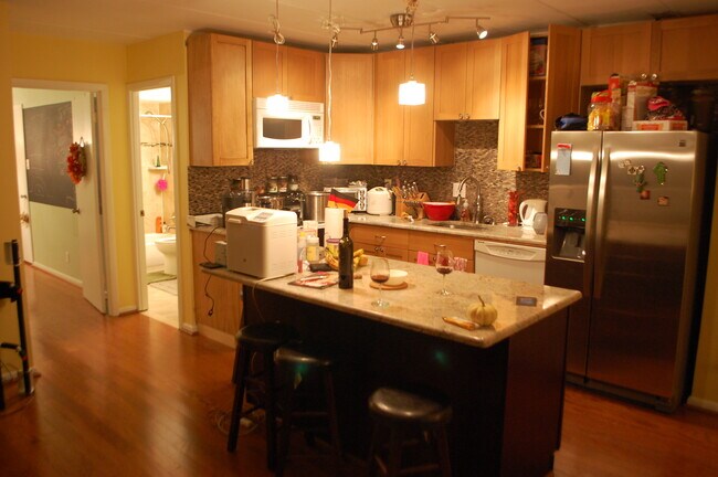 Foto del edificio - 6220 Edsall Rd