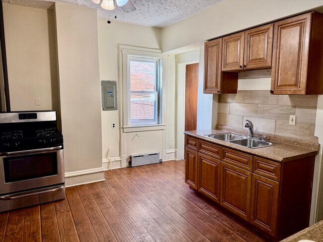 Foto del edificio - 1723 Emerson St