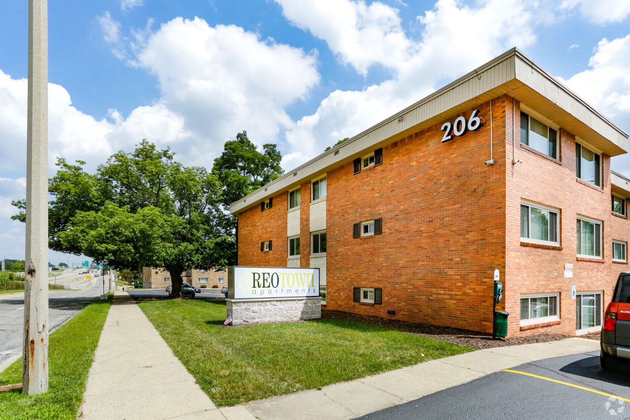 REO Town Apartments Lansing, MI