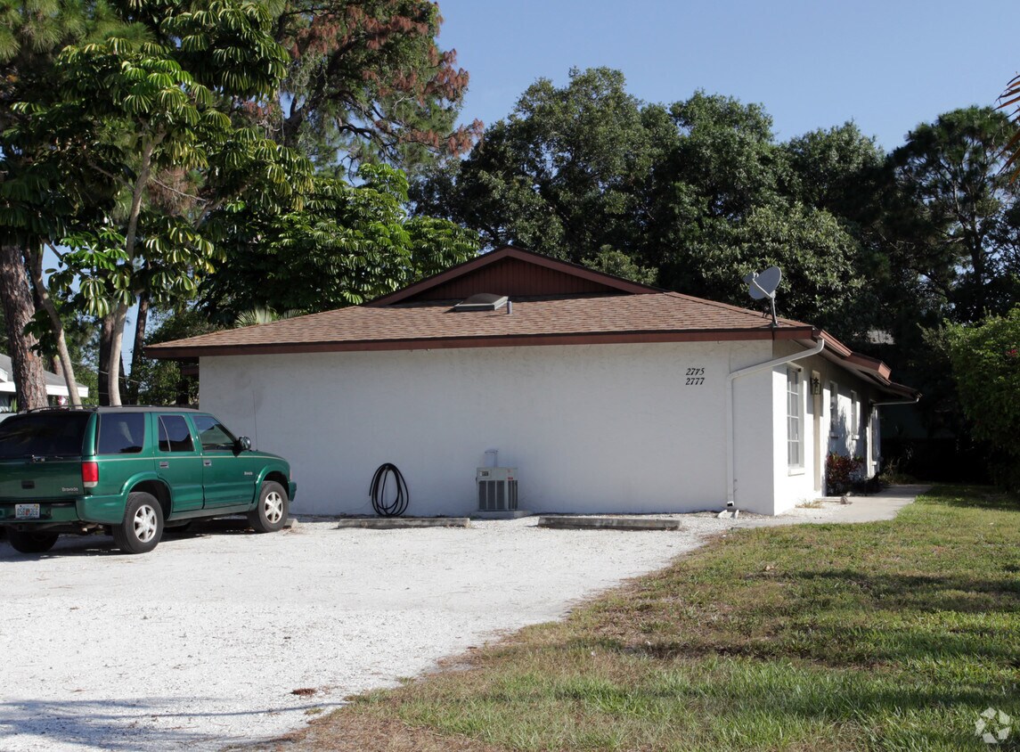 Foto principal - 2775-2783 Dueby St