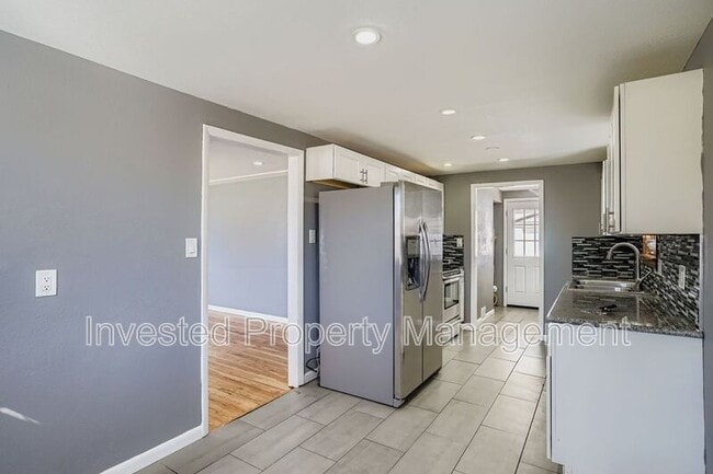 Foto del edificio - 5457 E Asbury Ave