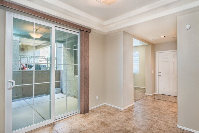 Foto del edificio - Immaculate 2 Story, 4 Bedroom in Centennial Hills!