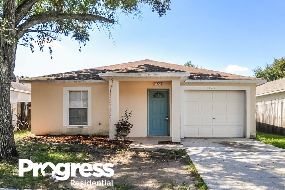 Primary Photo - 2423 Camden Oaks Pl