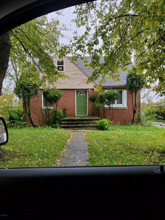 Primary Photo - 1041 E. 45th Ave.