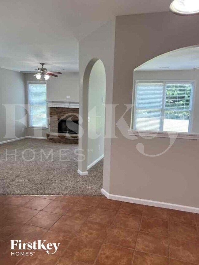 Foto del edificio - 4391 Quinton Hill Ct