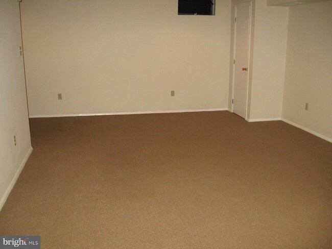 Building Photo - 160 Trotters Lea Ln