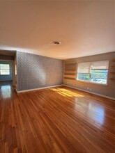 Building Photo - 5724 1/2 Parwill St