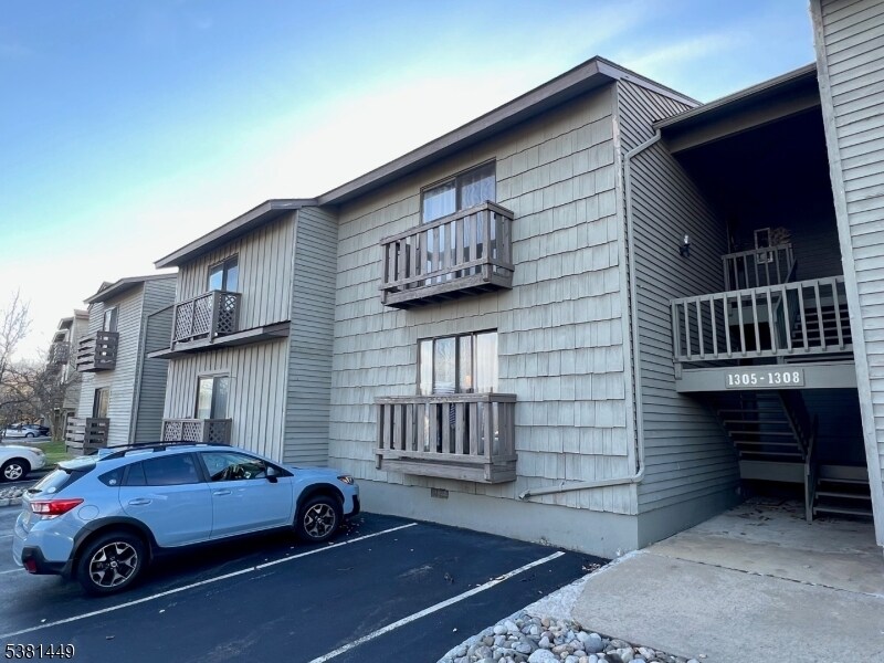 Foto principal - 1308 Spruce Hills Dr