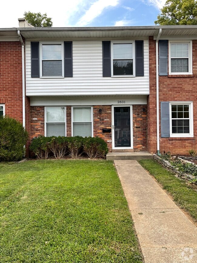 Building Photo - 2831 Bexley Ct