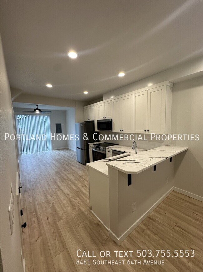 Foto del edificio - 8481 SE 64th Ave