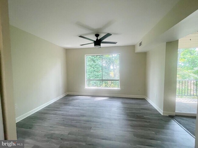 Foto del edificio - 8433 Greenbelt Rd