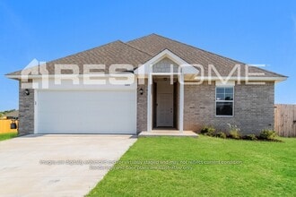Building Photo - 1230 Lakeview Dr