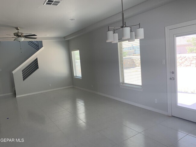 Building Photo - 4817 Christian Azcarate St