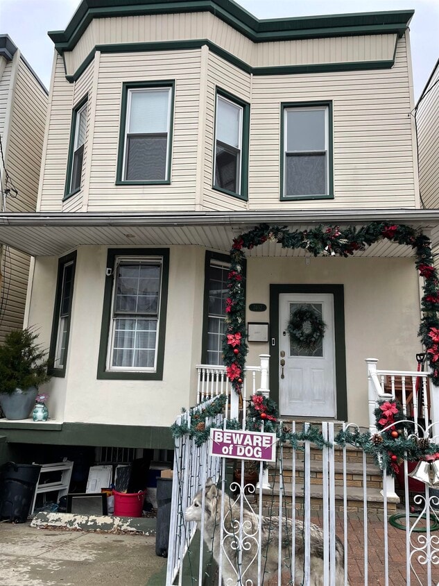 Primary Photo - 7407 2nd Ave