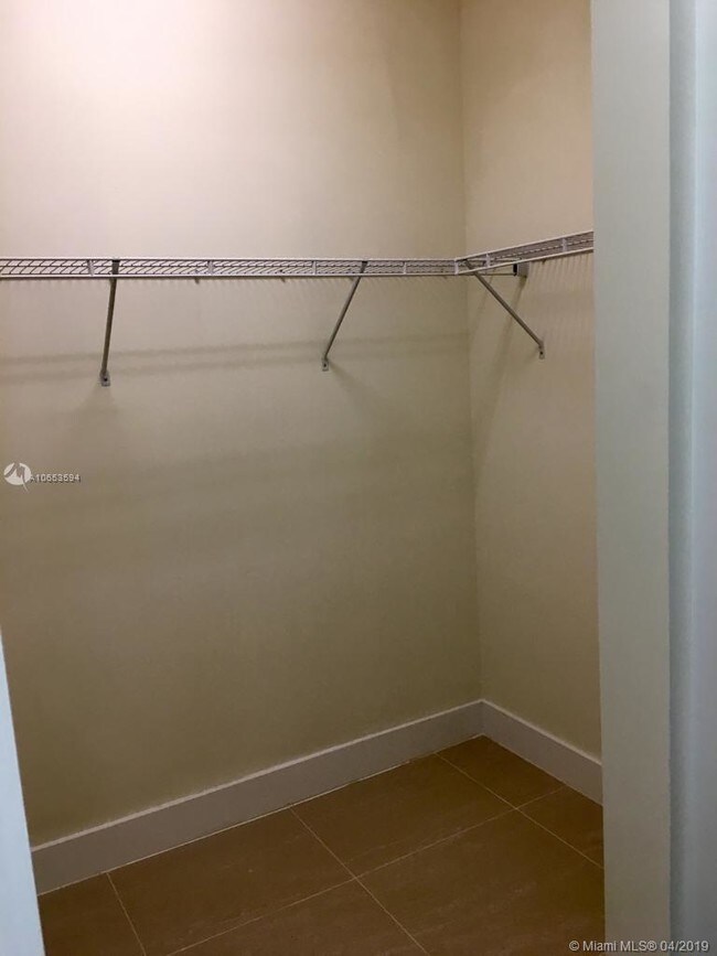 Foto del edificio - 4745 NW 84th St