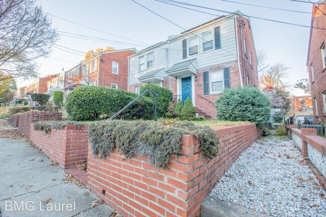 Foto del edificio - 3 br, 2 bath House - 11 Underwood Pl NW