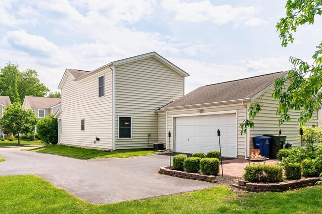 Foto del edificio - 4105 Sweet Shadow Ave