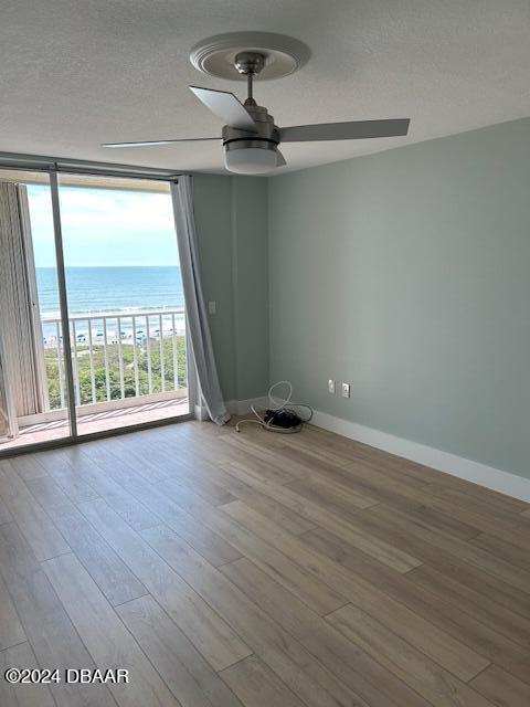 Foto del edificio - 3400 Ocean Beach Blvd