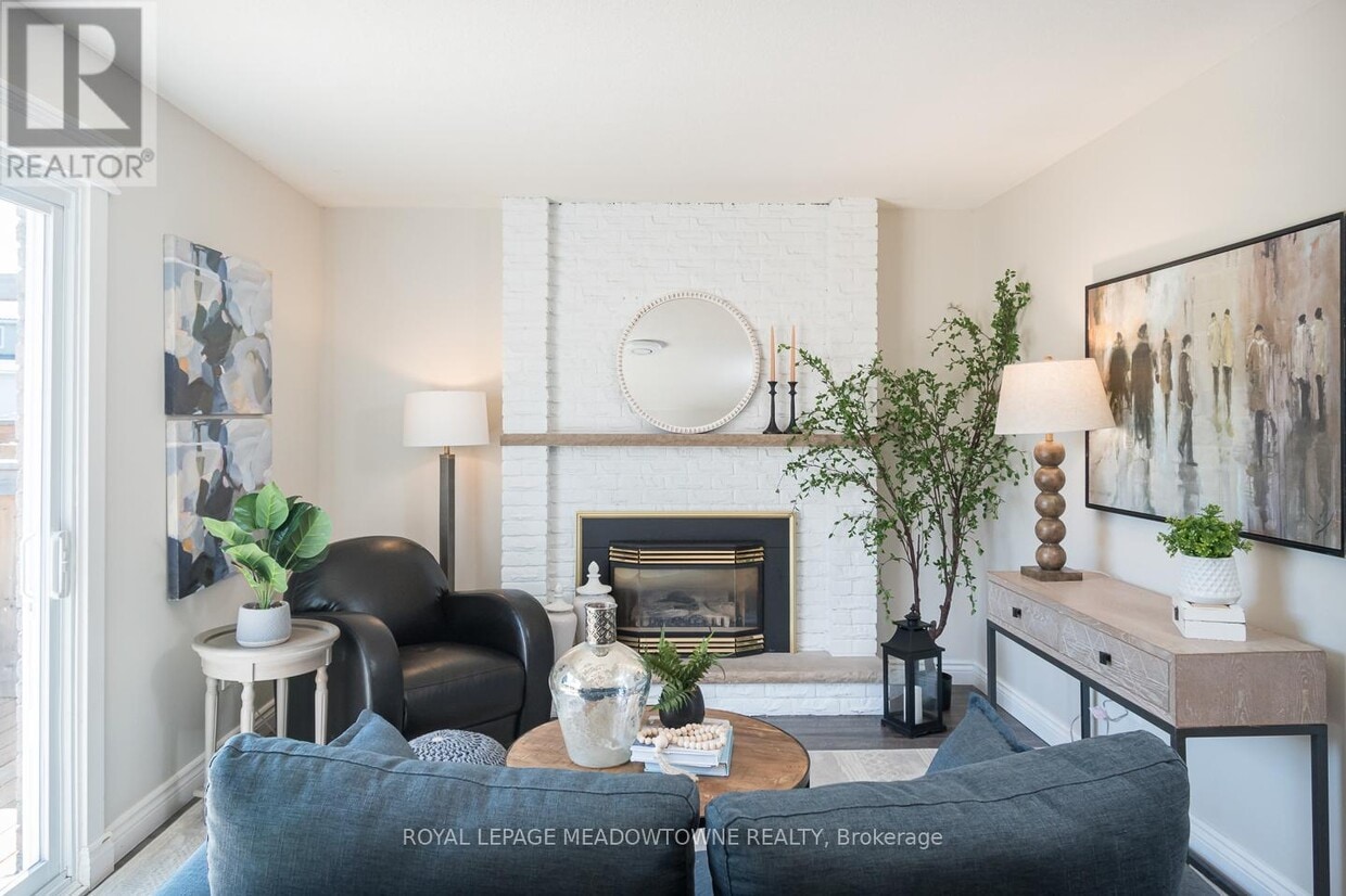Photo principale - 611 Beaver Ct