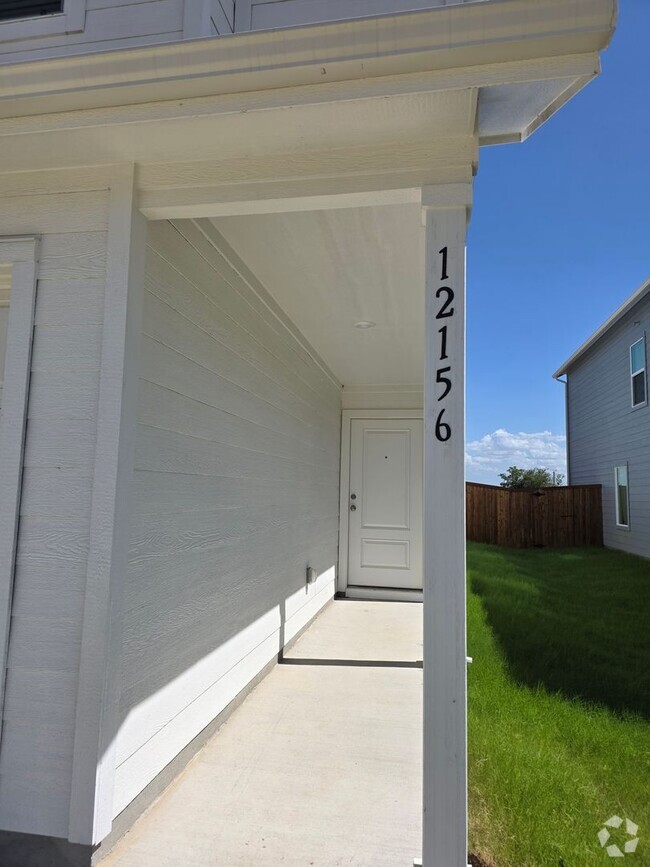 Building Photo - 12156 Morgan Dr