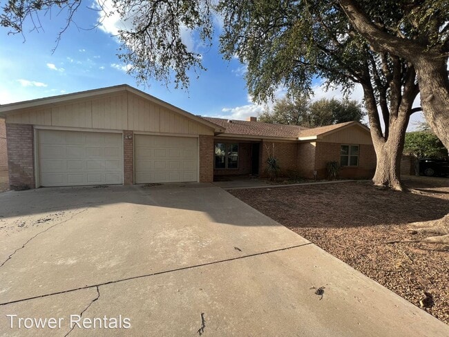 Building Photo - 3 br, 2.5 bath House - 4631 Fountain Lane