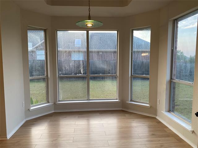 Building Photo - 4718 Parkhaven Dr