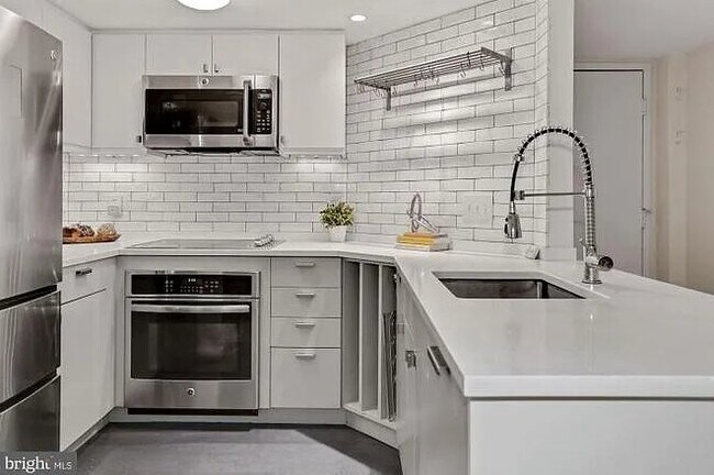 Foto del edificio - 1438 Meridian Pl NW