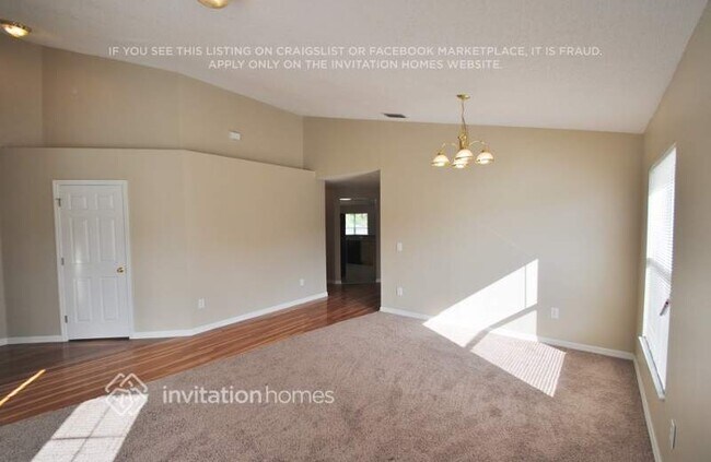 Building Photo - 417 Saragassa Ave