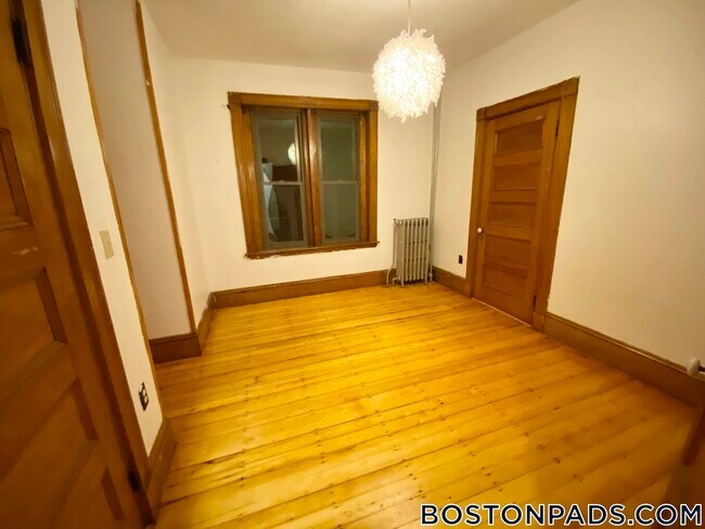 Foto del edificio - 174 St Alphonsus St