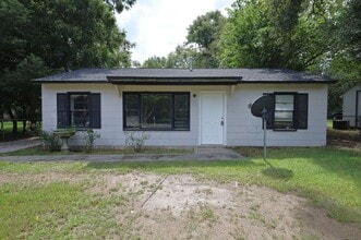 Building Photo - 751 E Brookwood Pl
