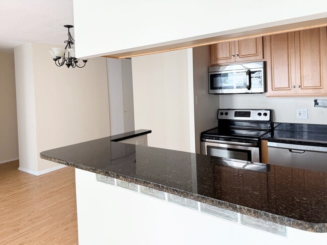 Building Photo - 1313 N Ritchie Ct