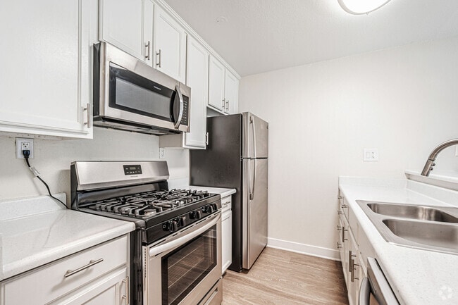 Building Photo - Independence Park Apartments