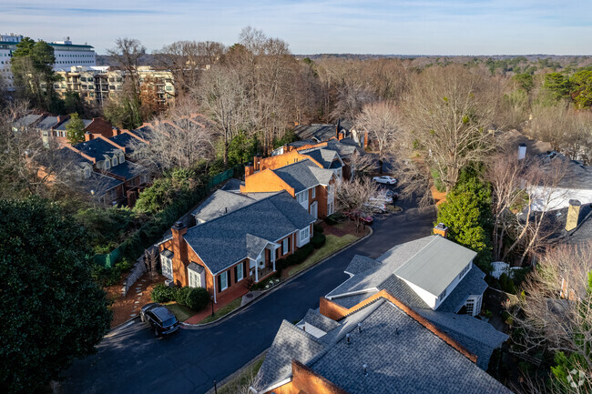 Aerial Photo - 3075 Howell Mill Rd NW