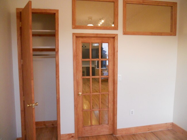 Building Photo - 251 Evergreen Ave