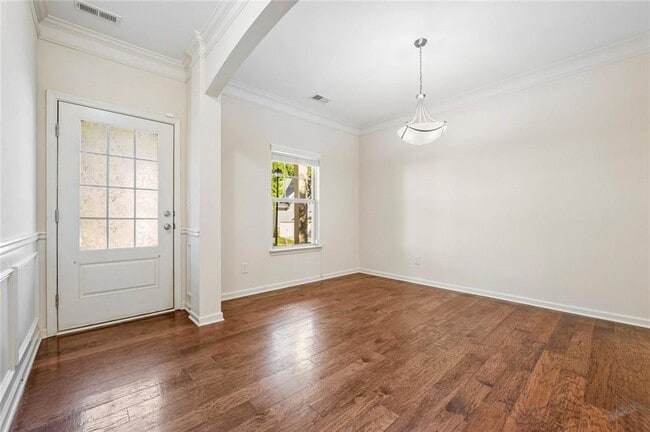 Building Photo - 4467 Water Mill Dr