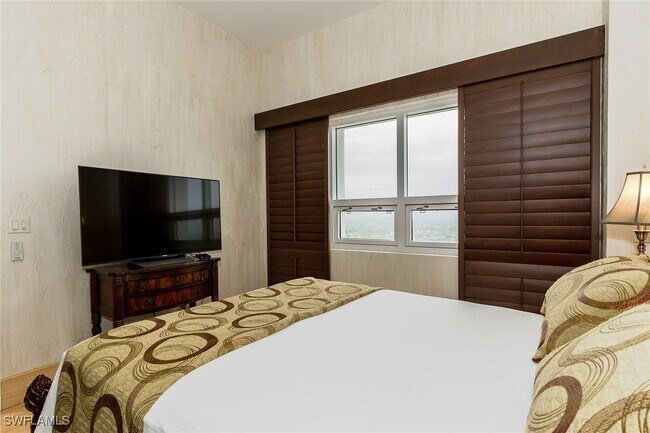 Foto del edificio - 4951 Bonita Bay Blvd