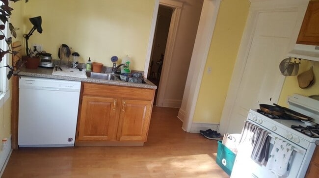 Building Photo - 10 Werner Park