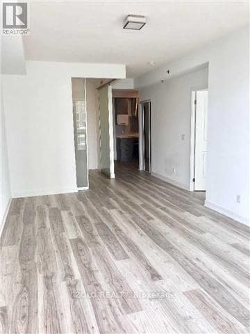 Building Photo - 195 Bonis Ave