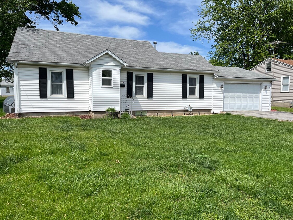 Primary Photo - 3 bedroom 2 bath in Jerseyville