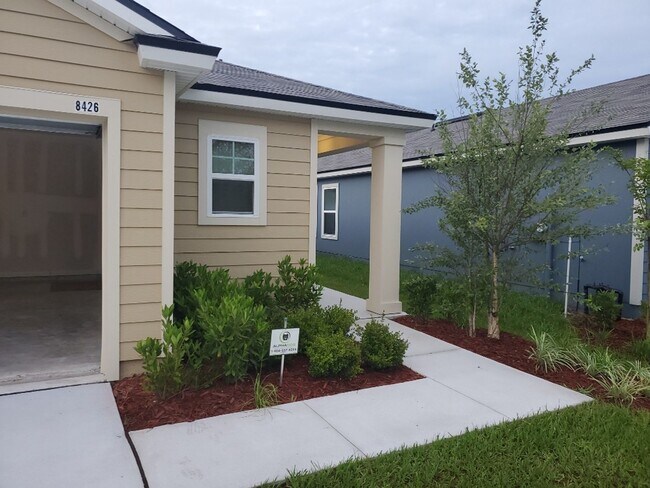 Foto del edificio - Beautiful 3/2 Home located in Pine Terrace...