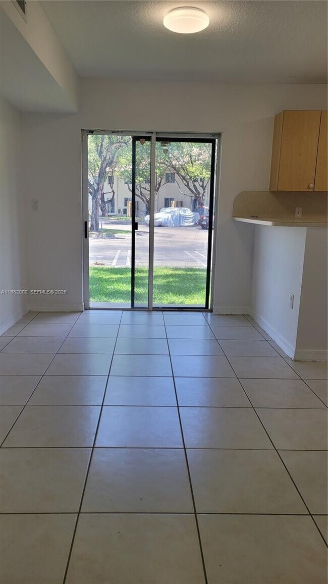 Foto del edificio - 2921 SE 13th Ave