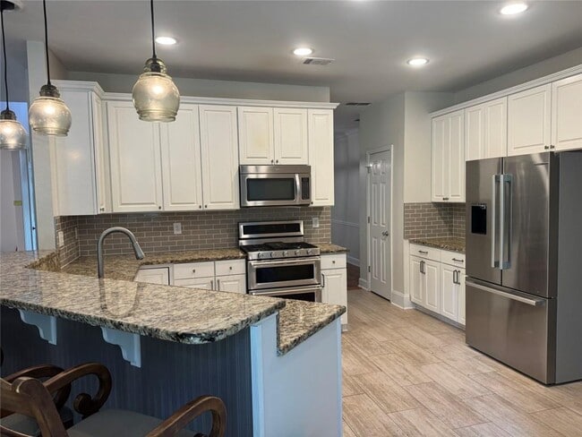 Building Photo - 11640 Vista Forest Dr