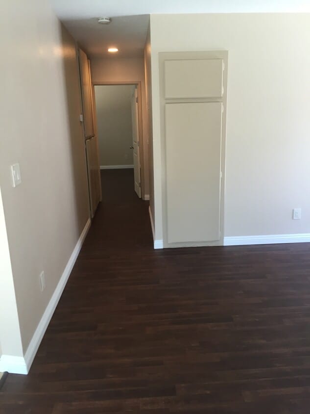 Building Photo - 3045 Jeffrey Dr