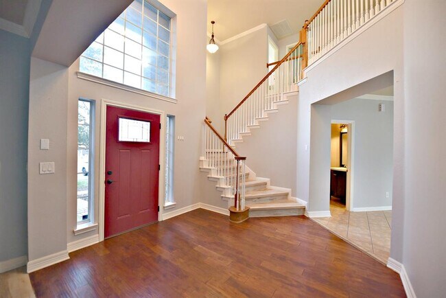 Building Photo - 15224 Calaveras Dr