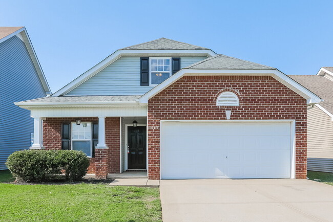 Building Photo - 1516 Beaconcrest Cir