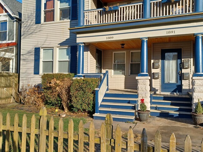 Building Photo - 1889 W 52nd St