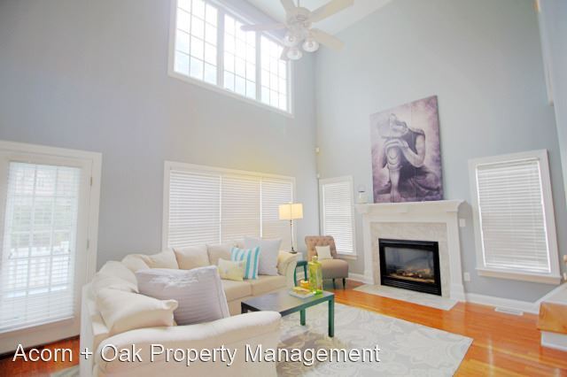 Building Photo - 4 br, 3 bath House - 804 East Oak Drive