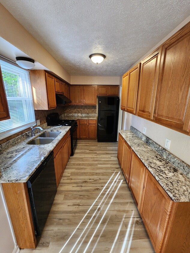 Cocina - 1345 Carriage Hill Dr SE