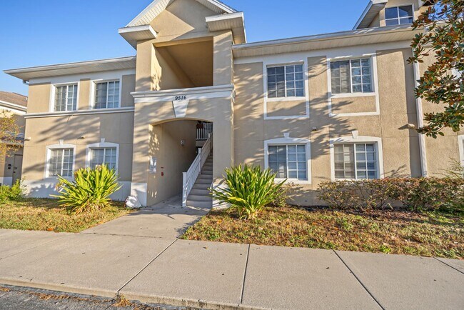 Building Photo - 9516 Amberdale Ct