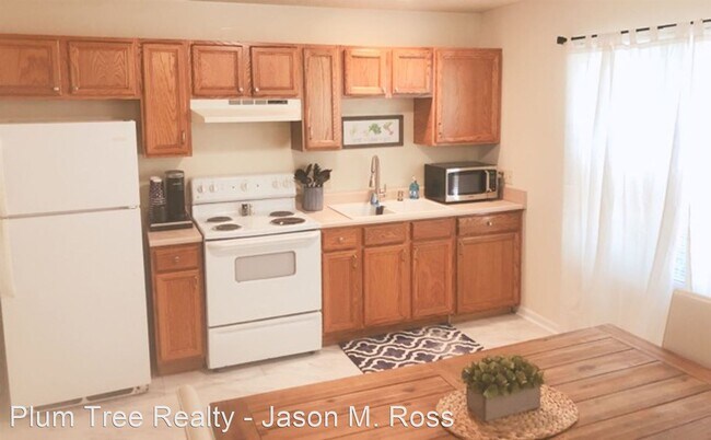 Building Photo - 3 br, 2 bath House - 250 Overbrook Court